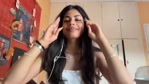 Karin online show from 05-10-26, 09:36