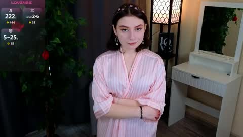 Breanna online show from 04-06-26, 01:47