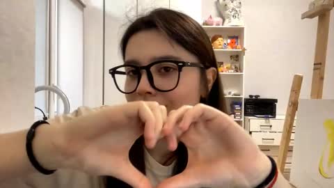 Snapshot of shontagrabowski chatting on 02-27-26, 12:05 Marie online show from 02-27-26, 12:05