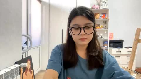 Snapshot of shontagrabowski chatting on 03-15-26, 12:33 Marie online show from 03-15-26, 12:33