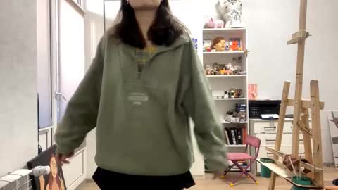 Snapshot of shontagrabowski chatting on 03-21-26, 12:10 Marie online show from 03-21-26, 12:10