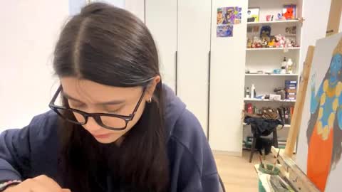 Snapshot of shontagrabowski chatting on 04-12-26, 02:11 Marie online show from 04-12-26, 02:11