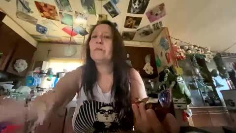 shorty920505 online show from 10-25-25, 07:08