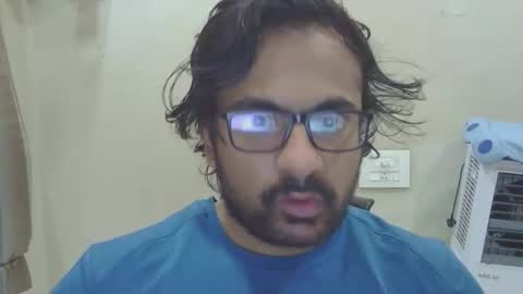 shubhamkhandelwal123 online show from 04-05-26, 12:24