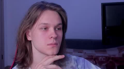 Snapshot of shy_nny chatting on 09-11-25, 11:10 Mark online show from 09-11-25, 11:10