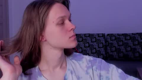 Snapshot of shy_nny chatting on 10-02-25, 11:17 Mark online show from 10-02-25, 11:17