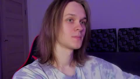 Snapshot of shy_nny chatting on 10-10-25, 11:09 Mark online show from 10-10-25, 11:09