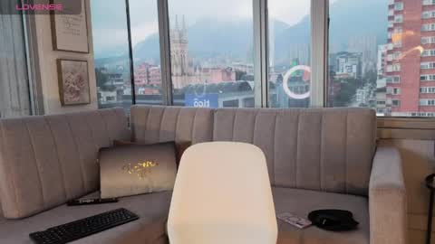 shy_vibes online show from 04-15-26, 07:43