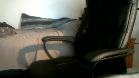 Snapshot of shyboyhugecum2020 chatting on 06-26-26, 03:22 shyboyhugecum2020 online show from 06-26-26, 03:22