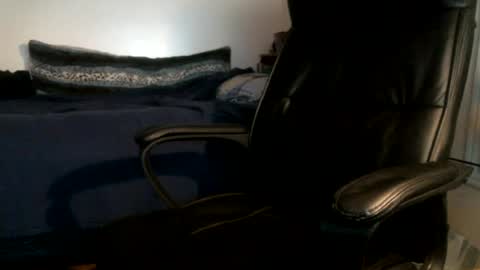 Snapshot of shyboyhugecum2020 chatting on 07-09-26, 03:43 shyboyhugecum2020 online show from 07-09-26, 03:43