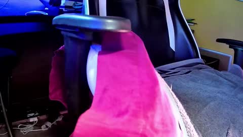 Klark Bent online show from 11-23-25, 08:30