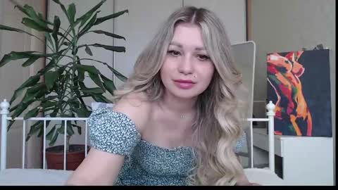 Eva online show from 05-24-26, 03:55