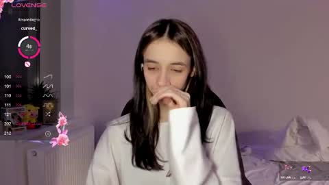 shylinaa online show from 06-19-26, 10:02