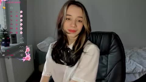 shylinaa online show from 06-24-26, 10:36