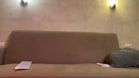 Amelia online show from 11-26-25, 07:15