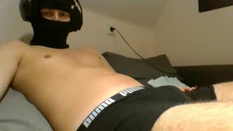 Snapshot of shzviper chatting on 01-06-26, 05:16 shzviper online show from 01-06-26, 05:16