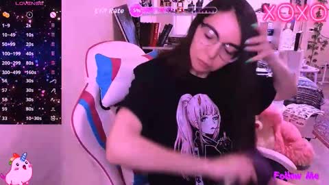 Snapshot of siashine chatting on 03-21-26, 11:37 siashine online show from 03-21-26, 11:37