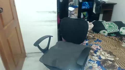 sara online show from 02-12-25, 07:13