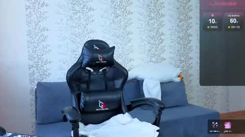 Sidny online show from 06-26-26, 06:40
