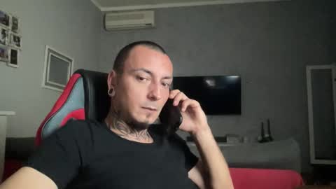 sidvicious23cm online show from 04-30-26, 04:24