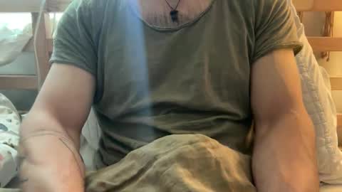 sie273 online show from 12-17-24, 03:17