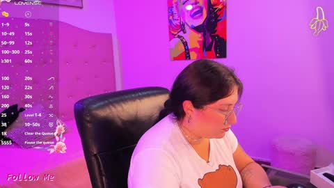 SIENNA  online show from 04-10-26, 05:06