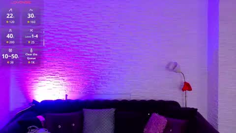 siennashinee online show from 06-30-26, 07:15