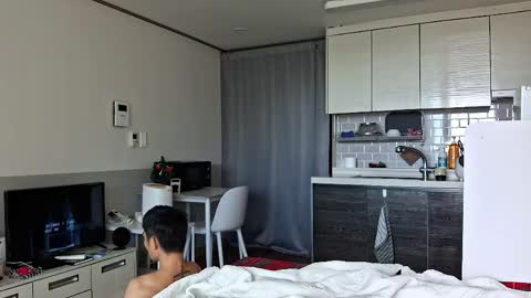 Silas Kim online show from 04-13-26, 05:35