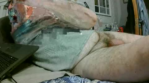 sillyoldman45221063 online show from 05-15-26, 11:23