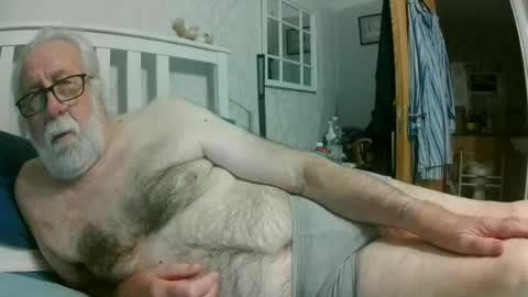 sillyoldman45221063 online show from 07-12-26, 10:01