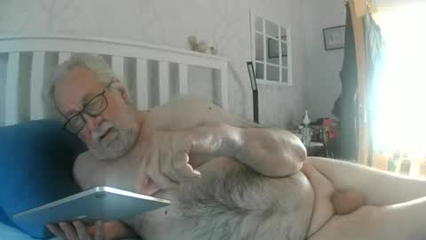 sillyoldman45221063 online show from 07-24-26, 05:27