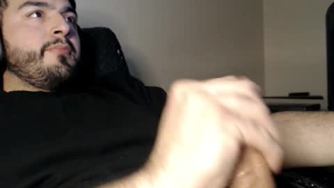 Snapshot of silva1018 chatting on 03-23-26, 04:16 Alvaro online show from 03-23-26, 04:16
