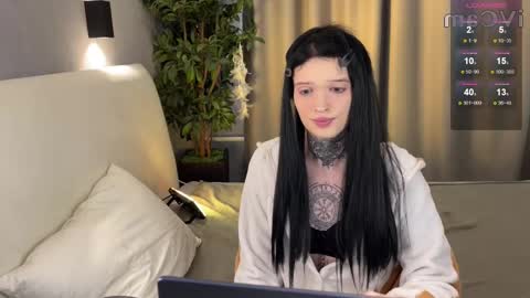 Simona online show from 02-21-25, 10:39