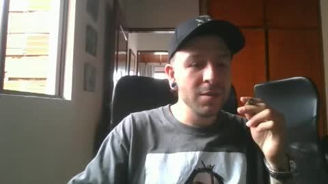 simonm777 online show from 10-15-25, 09:04