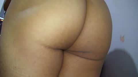 Snapshot of simpatico977 chatting on 01-29-25, 10:05 Denis online show from 01-29-25, 10:05