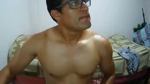 Snapshot of simpatico977 chatting on 02-10-25, 05:47 Denis online show from 02-10-25, 05:47