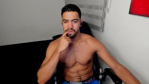 Snapshot of simple_guyy chatting on 06-03-26, 02:03 Andrey online show from 06-03-26, 02:03