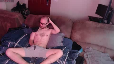 Snapshot of sin_lord chatting on 06-09-26, 10:43 Husky Dad online show from 06-09-26, 10:43