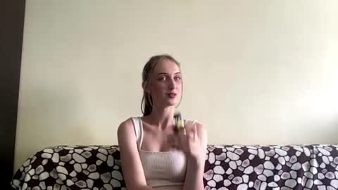 Nevena online show from 08-05-26, 11:24