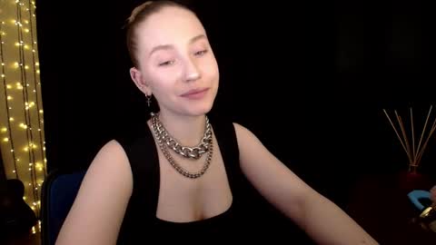 Sindi online show from 03-28-26, 07:35