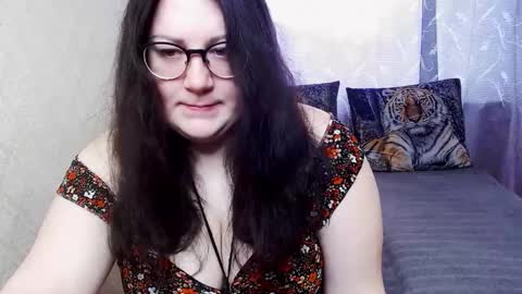 Angela online show from 02-13-26, 09:16