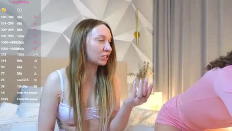 Snapshot of sinfulfairy chatting on 03-23-26, 04:22 online show from 03-23-26, 04:22