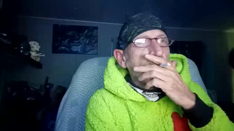 Sir cams online show from 11-15-25, 04:21