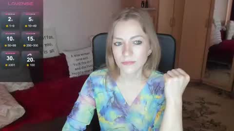 Snapshot of sirenasilk chatting on 06-28-26, 07:36 sirenasilk online show from 06-28-26, 07:36