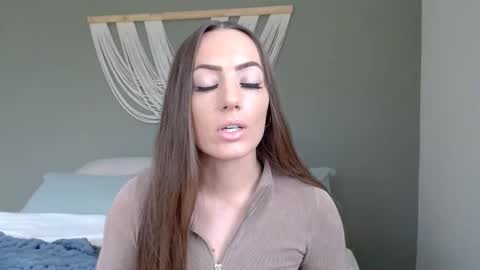 SirenEyes online show from 03-19-26, 07:18