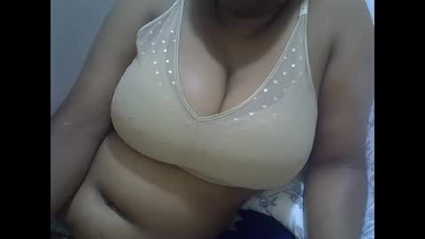 Snapshot of sisibrown97 chatting on 03-31-26, 10:32 brown online show from 03-31-26, 10:32