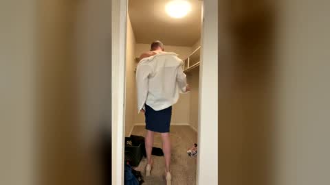 SissyMiles online show from 12-15-25, 11:20