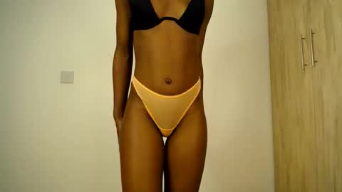 sizzly_ass online show from 05-19-26, 02:01