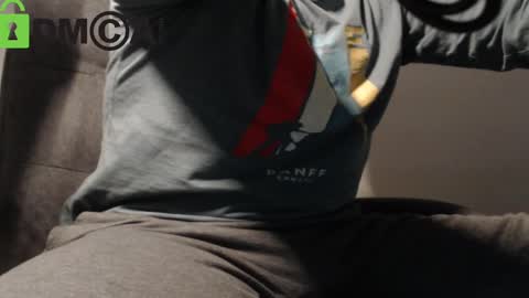 Snapshot of skankhunt9000 chatting on 01-14-25, 04:15 Your Master MasterD9000 online show from 01-14-25, 04:15