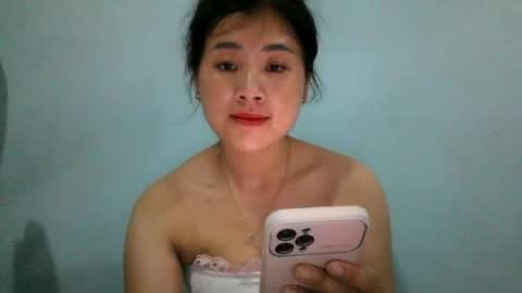 Snapshot of skie1111 chatting on 06-19-26, 05:45 Shie online show from 06-19-26, 05:45
